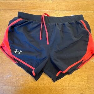 ✅Under Armour Women's small Black Shorts Red Trim running hiking exercise EUC 3”